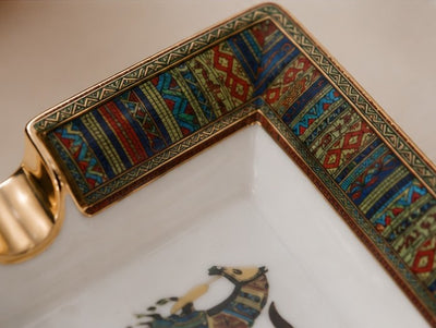 An ashtray worth leaving out. detail